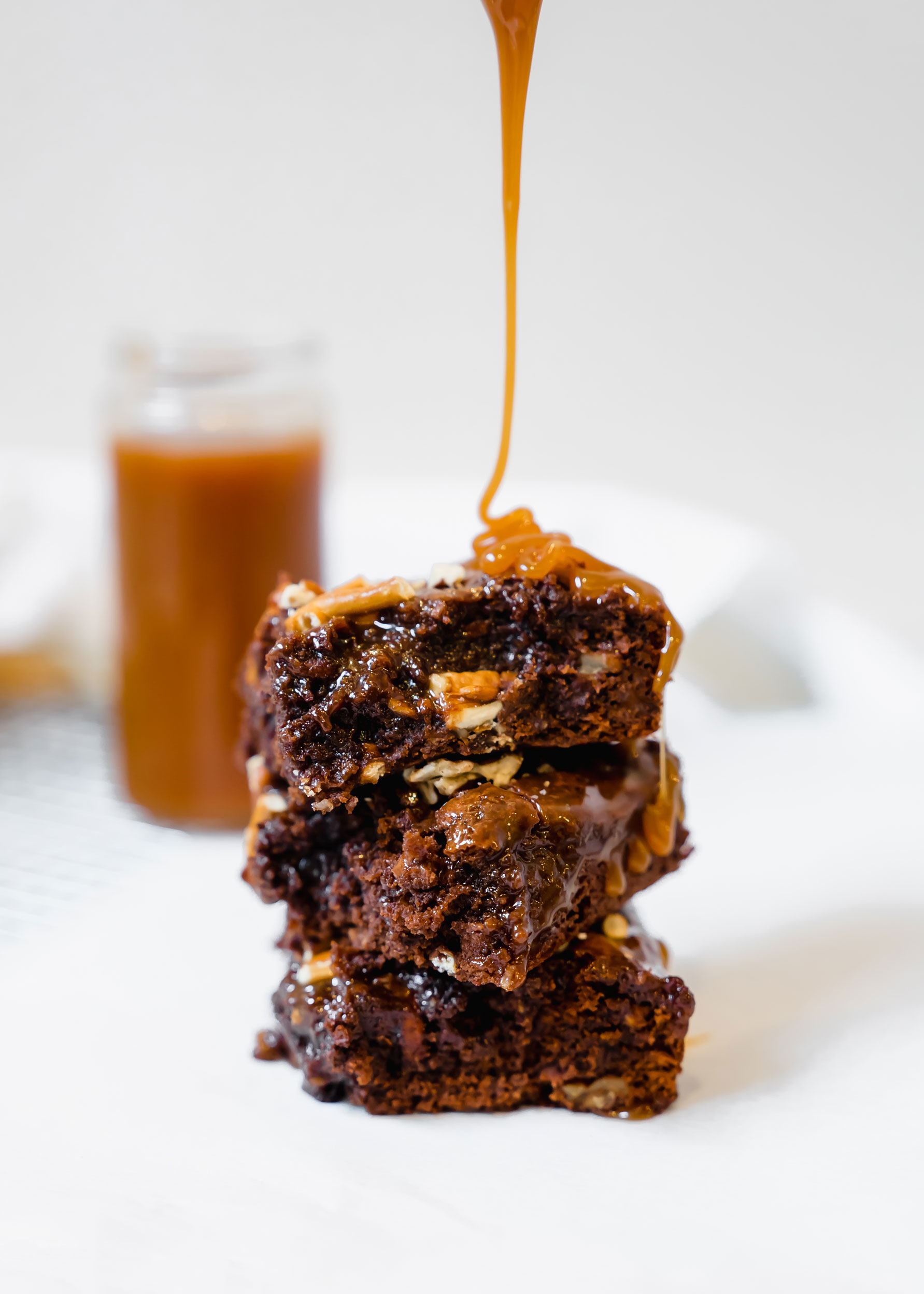 SALTED CARAMEL, PECAN & PRETZEL BROWNIES AKA TURTLE BROWNIES!